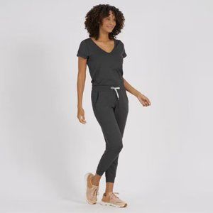 Vuori All Day Jumpsuit In Charcoal Heather